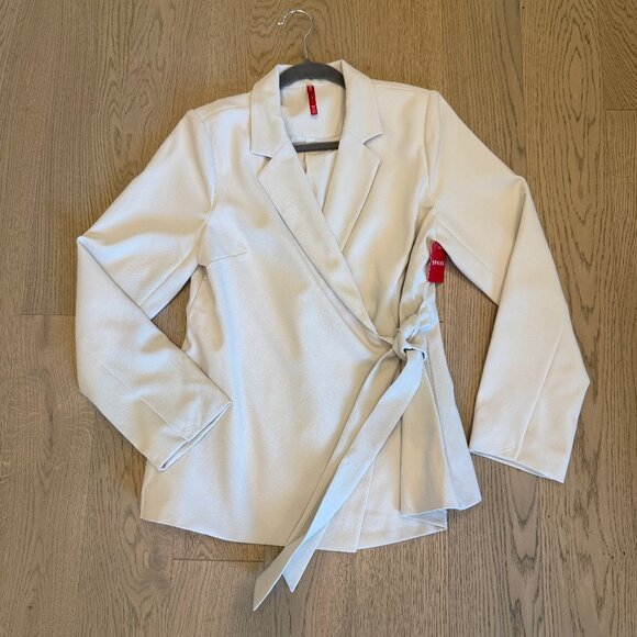 SPANX Jackets & Blazers - SPANX Opacity Crepe Wrap Blazer, Size M, NWT, Parchment color